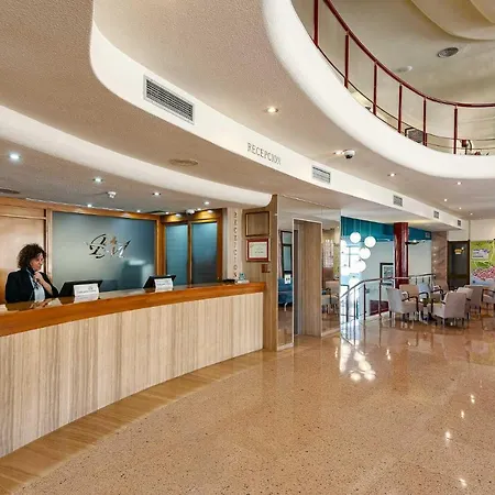 Perla Marina 4* נרחה