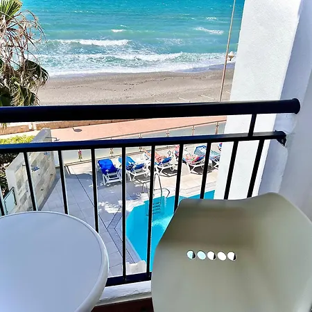Perla Marina מלון 4*