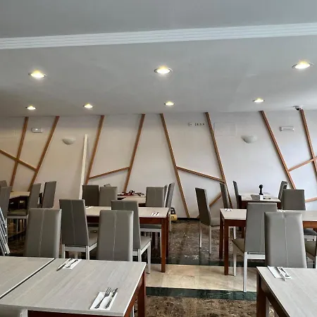 Hotel Perla Marina