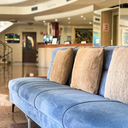 Perla Marina Hotel