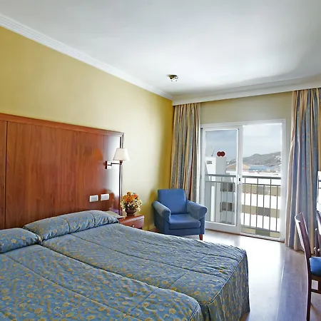 Perla Marina Hotel
