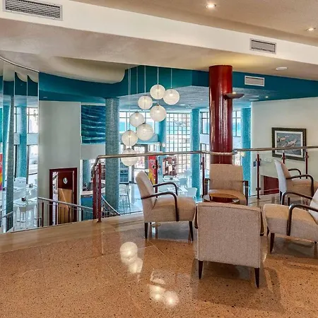 Hotell Perla Marina Nerja