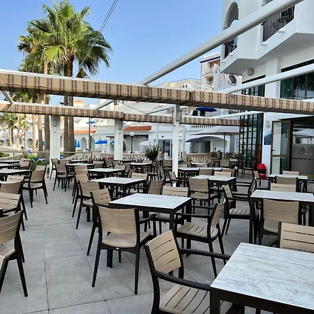 Perla Marina 4*