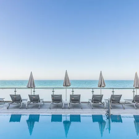 Hotell Perla Marina 4*