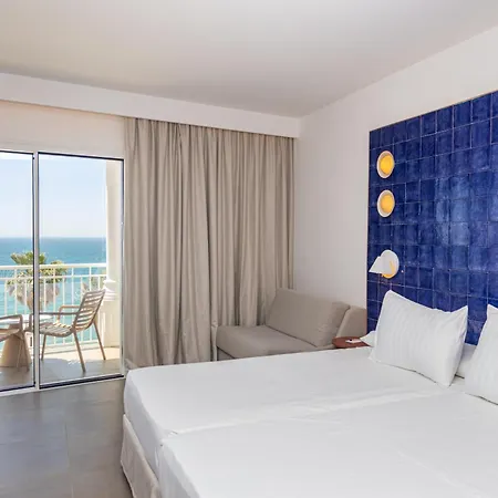 Perla Marina Hotell 4*