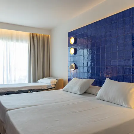 Perla Marina Hotel 4*