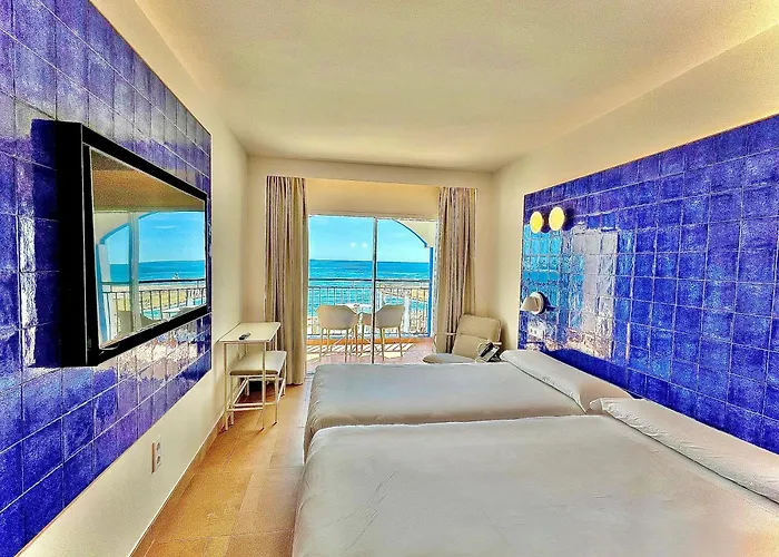 Hotel Perla Marina 4*