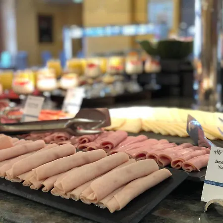 페를라 마리나 호텔 4*