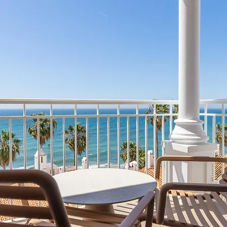 Perla Marina 4* نيرخا